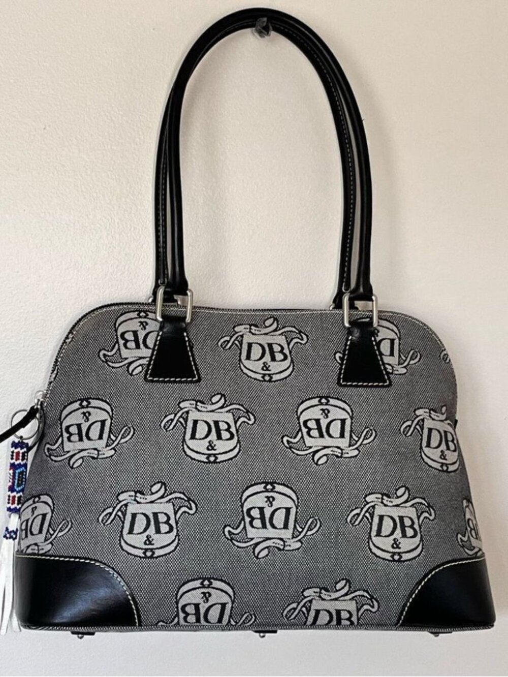 Dooney & Bourke Signature Donegal Crest LogoBlack Domed Satchel Purse Hand Bag